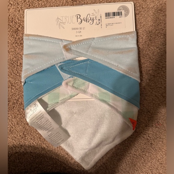 My 1st Easter-Set of 3 Bibs - Picture 3 of 4